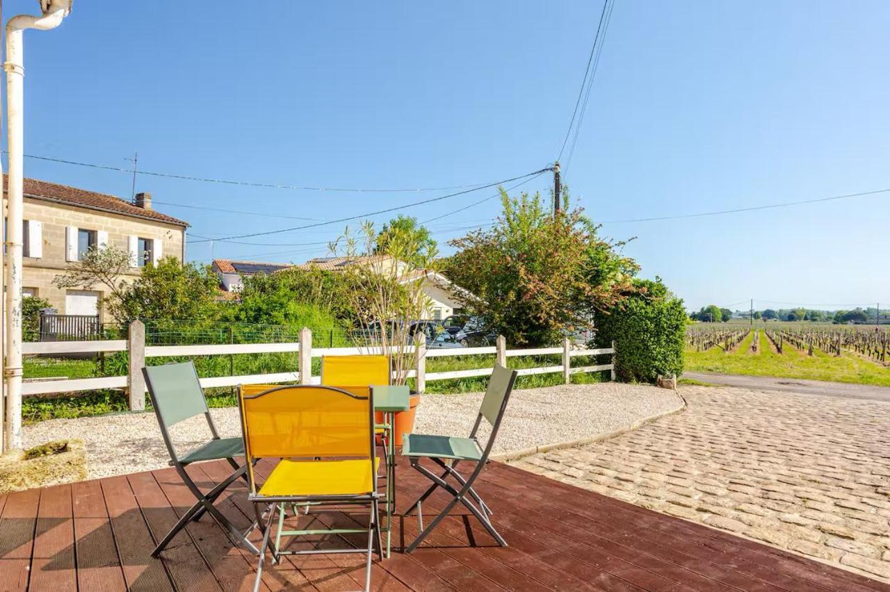 Guesthouse Les Maurins Saint-Sulpice-de-Faleyrens Exterior photo